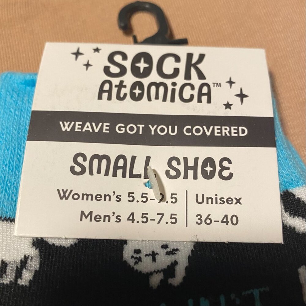 NWT Socks Atomica - It Ain't Easy Being Purrfect Novelty Cat Socks - Picture 4 of 4